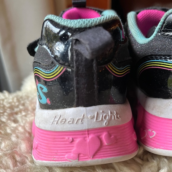 Sketchers Flutter Hearts Bestie shoes 2 - Picture 3 of 6